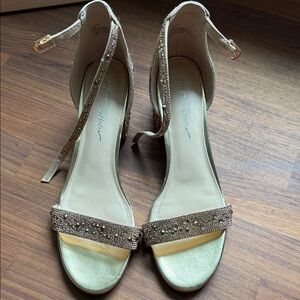 Betsy Johnson gold heels